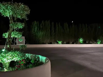 Jardín al aire libre en Hotel Síbel Baza