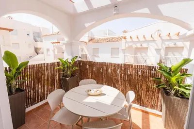 Zona de estar de Bohemian apartment with pool 180m from Mojacar beach