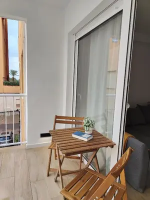 Un balcón o terraza de Apartamento La Casica Beach Poniente