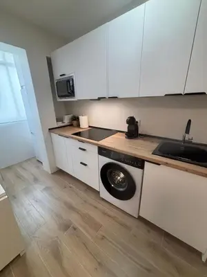 Una cocina o zona de cocina en CAPRI Almería Playa - AC