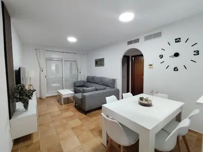 Zona de estar de Apartamento Vera playa, Entre Sol y Salinas