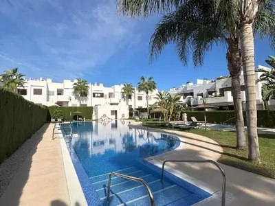 Piscina en o cerca de Apartamento acogedor a 200m de la playa con jardín comunitario - ES-376-10