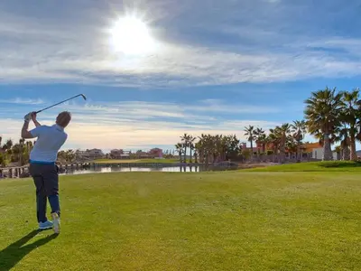 Instalaciones para jugar al golf en el apartamento o alrededores