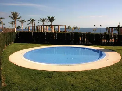 Piscina en o cerca de Apartamento familiar 3 dormitorios cerca de la playa - ES-376-32