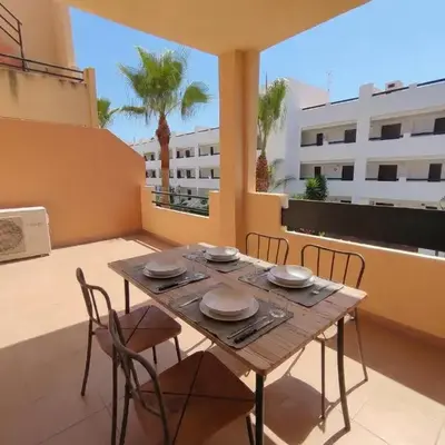 Apartamento Luminoso con terraza y parking privado - Vera Playa