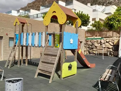 Zona de juegos infantil en Confortable Apartamento en Pulpí, Andalucía, 2 Dormitorios - ES-376-14