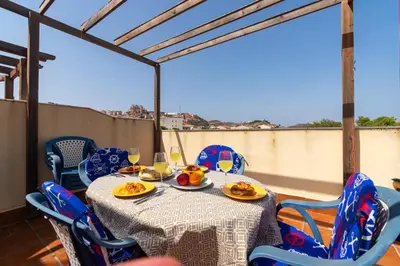 Comida en o cerca de este apartamento