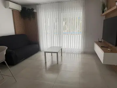 Una televisión o centro de entretenimiento en Luxury San Jose