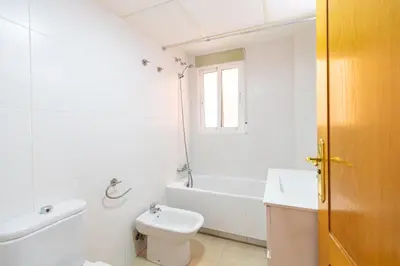 Un baño de Apartamento en el centro de Águilas - By Aloha Palma