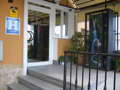 Fachada o entrada de Hostal Casa Grande