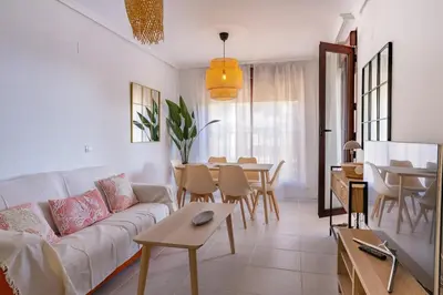 Zona de estar de Relax, Terrace & Pool - 5 Min Walk to the Beach
