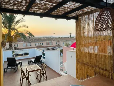 Piscina en o cerca de TrendyHomes Laguna Beach