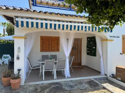Un patio o zona al aire libre en vera home shine