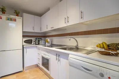 Una cocina o zona de cocina en Brisa del Valle Casa con Jardín Piscina Parking