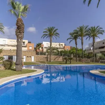 Brisa del Valle Casa con Jardín Piscina Parking