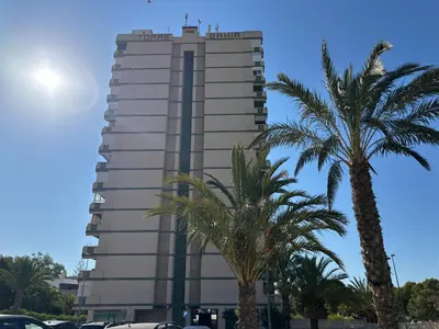 Edificio en el que se encuentra el apartamento