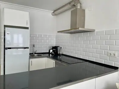 Una cocina o zona de cocina en Estudio Vista Mar & Piscina - 200 m de la playa