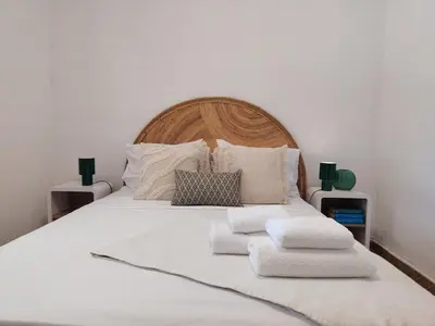 Cama o camas de una habitación en La casita del desierto, cortijo para 7 personas con piscina privada