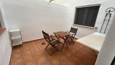 Plano de Ground floor apt with terrace in front of the pool