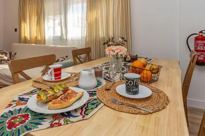 Comida en o cerca de este apartamento