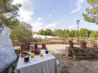 Bebidas en Holiday Home Cueva Mariana Pineda by Interhome