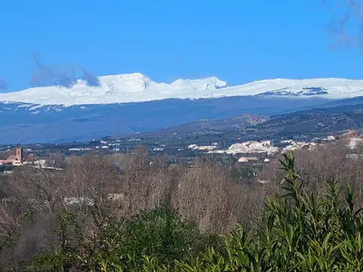 Vista general de una montaña o vista desde el apartamento