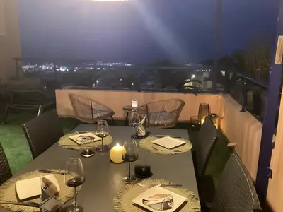 Un balcón o terraza de Casa con vista al mar