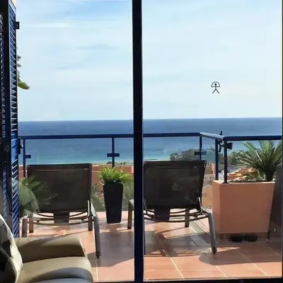 Casa con vista al mar