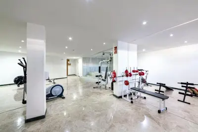 Gimnasio o instalaciones de fitness de LUXURY HOMEs MOJACAR PUEBLO WITH PANORAMIC VIEWS A POOL JACUZZI AND ROOFTOP GYM