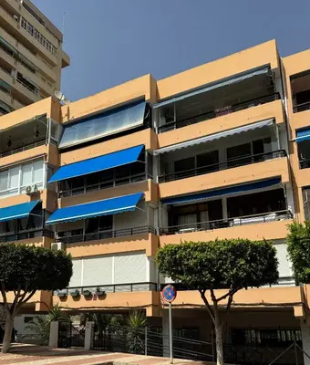 Edificio en el que se encuentra el apartamento