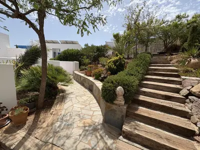 Jardín al aire libre en Atalaya Blanca