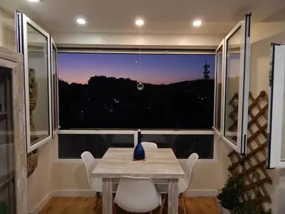 Un balcón o terraza de Ciudad y Mar - Piso luminoso y céntrico