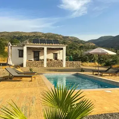 Casa Astrid at Vista de Valor - Off Grid & Private Pool