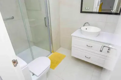 Un baño de Cadre exceptionnel Appartement les pieds dans l'Eau Mer Piscine Clim Terrasse Vue Mer
