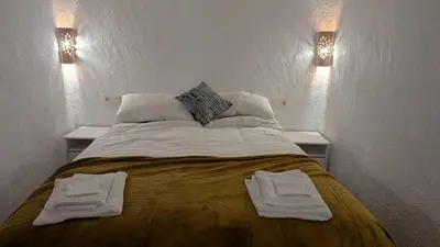Cama o camas de una habitación en Cueva Murphy - Modern house with 3 cave bedrooms in Orce