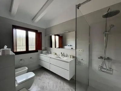 Un baño de Private seafront Villa in Almería with sea access