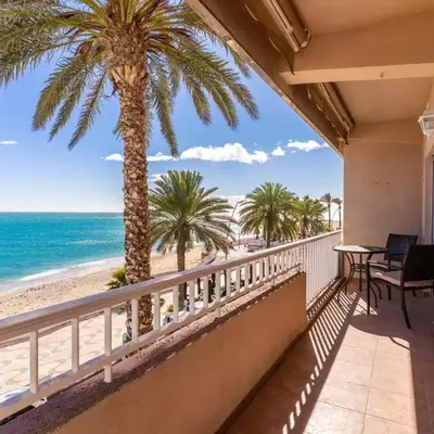 Casa Navío - Apartamento en Primera Línea de Playa
