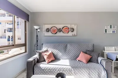 Zona de estar de Acogedor apartamento con piscina y terraza, cerca del mar