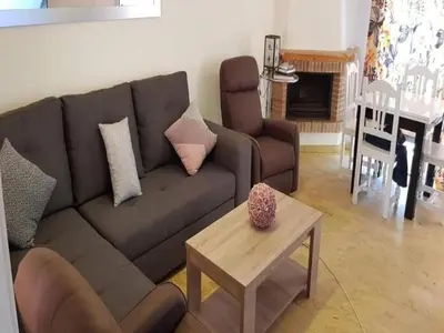 Zona de estar de Cozy townhouse in Vera, just steps from the beach