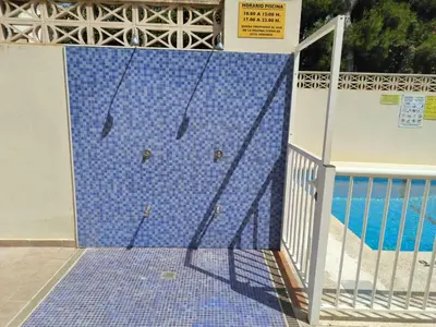 Piscina en o cerca de Celeste