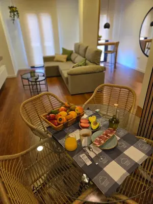 Comida en o cerca de este apartamento