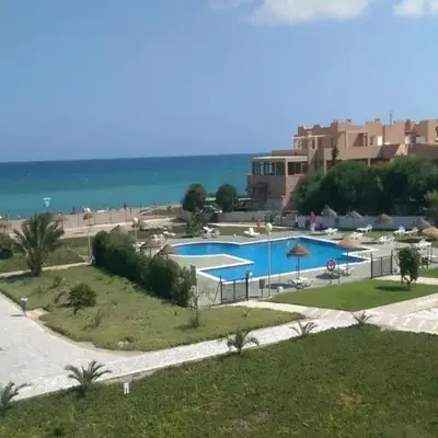 Apartment with large terrace in Almeria
