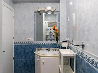 Un baño de Beautiful apartment by the sea in Almeria