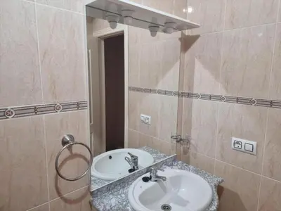 Un baño de Beachfront apartment in Nautrist Resort