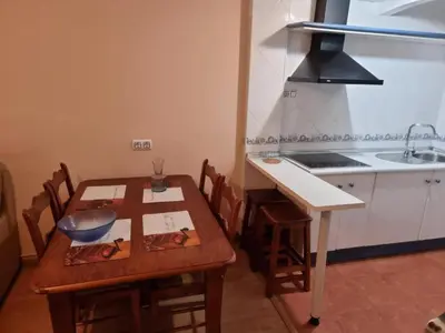 Una cocina o zona de cocina en Beachfront apartment in Nautrist Resort