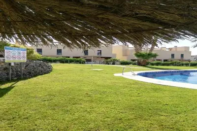 Piscina en o cerca de Charming apartment with garden in Almeria