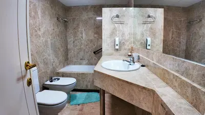 Un baño de Apartalux Vera Palace