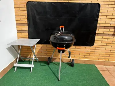 Barbacoa disponible para clientes en el apartamento