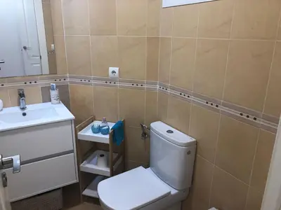 Un baño de Mojacar Breeze - Mojacar Playa - 2 bedroom - Sleeps 4 - R413