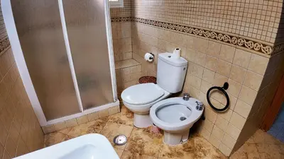 Un baño de Apartalux Luna Carboneras